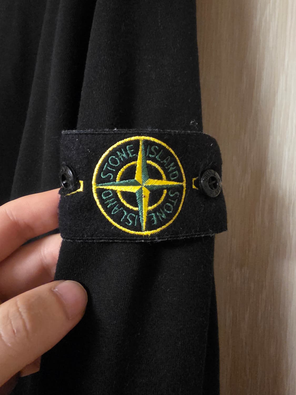 [25년식/XL] 스톤아일랜드 크루넥 맨투맨 블랙 상품이미지3