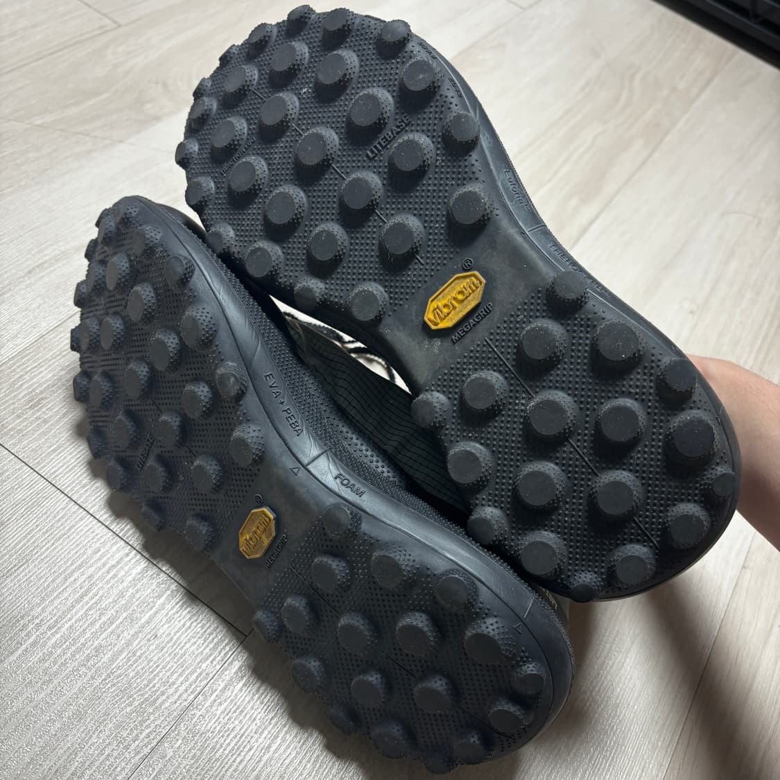 새티스파이 더라커 쉐도우 us8 상품이미지7