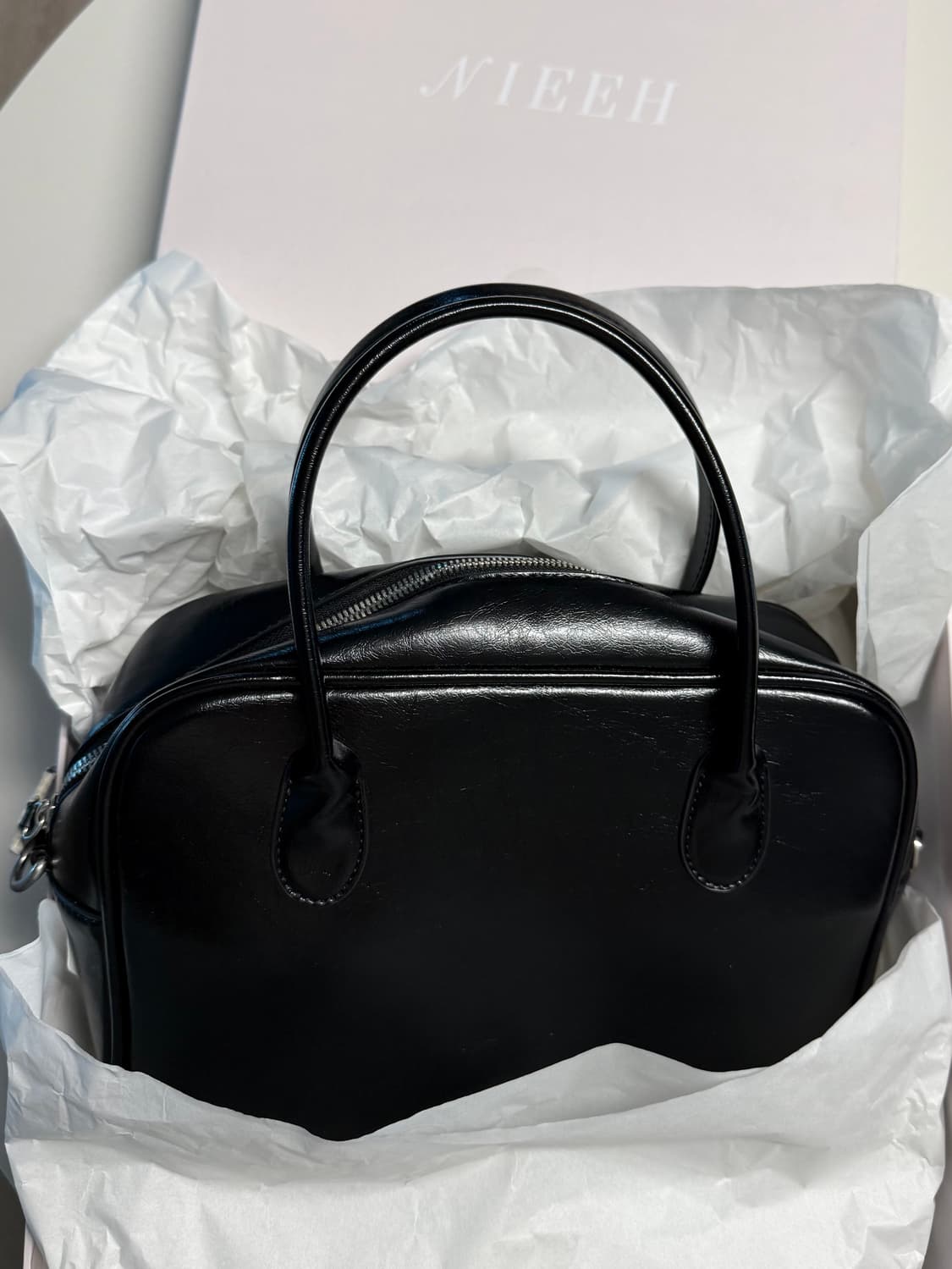 제니/수지가방-니히(NIEEH) 스퀘어백 블랙 일반사이즈 (A급/공홈구매 상품이미지2