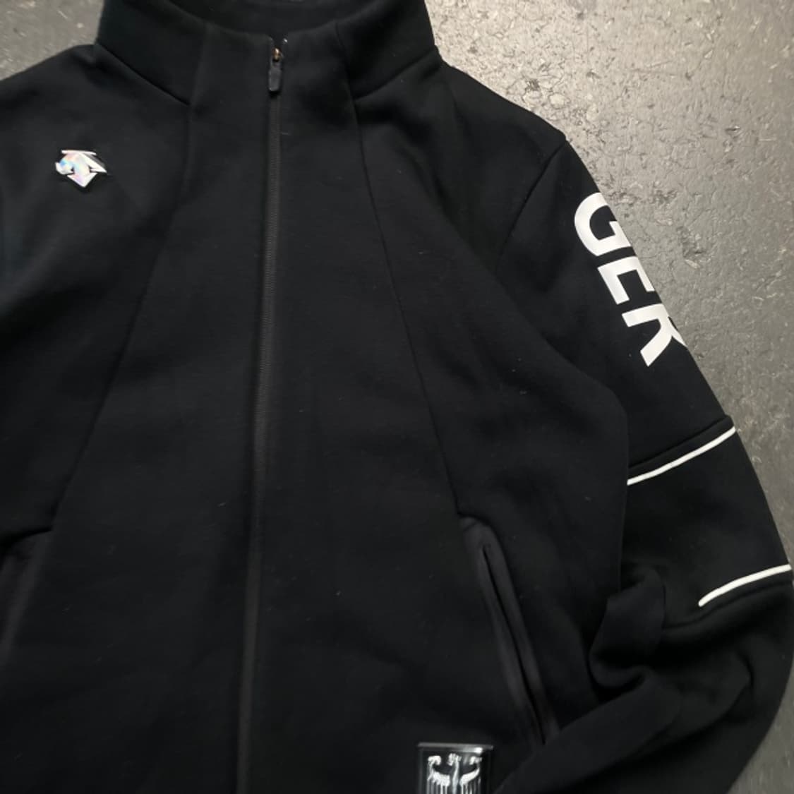 105 데상트 독일 집업  상품이미지2