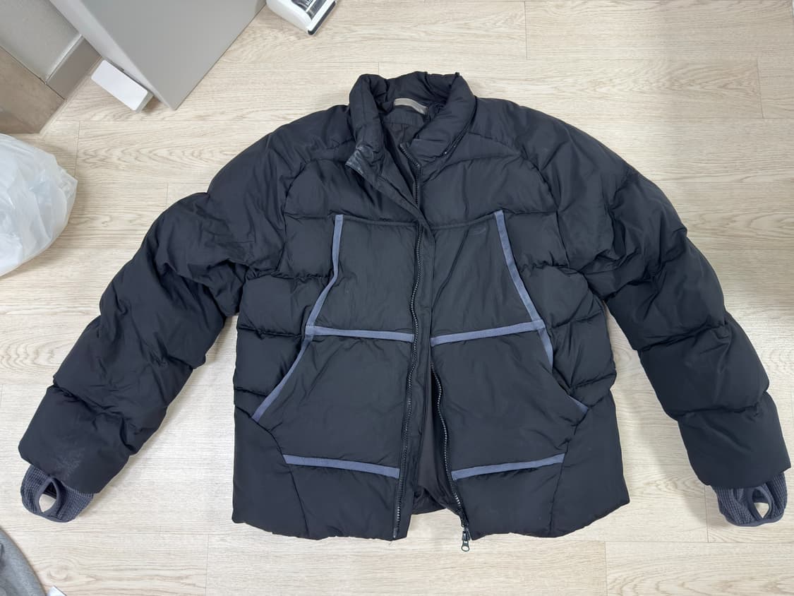 산산기어 패딩 24FW TAPED PUFFER JACKET 상품이미지1
