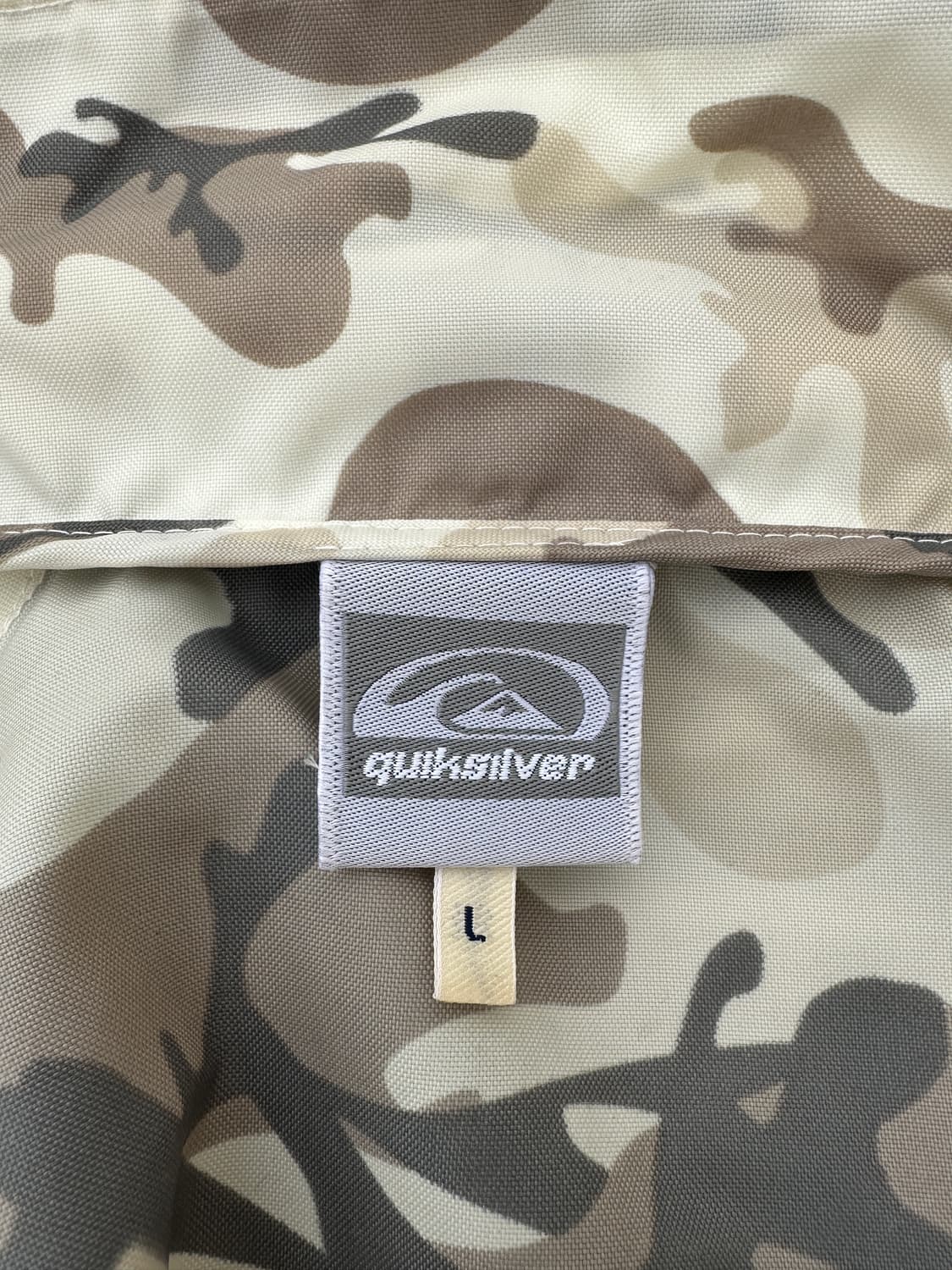 (L)퀵실버 카모 윈드브레이커 상품이미지5