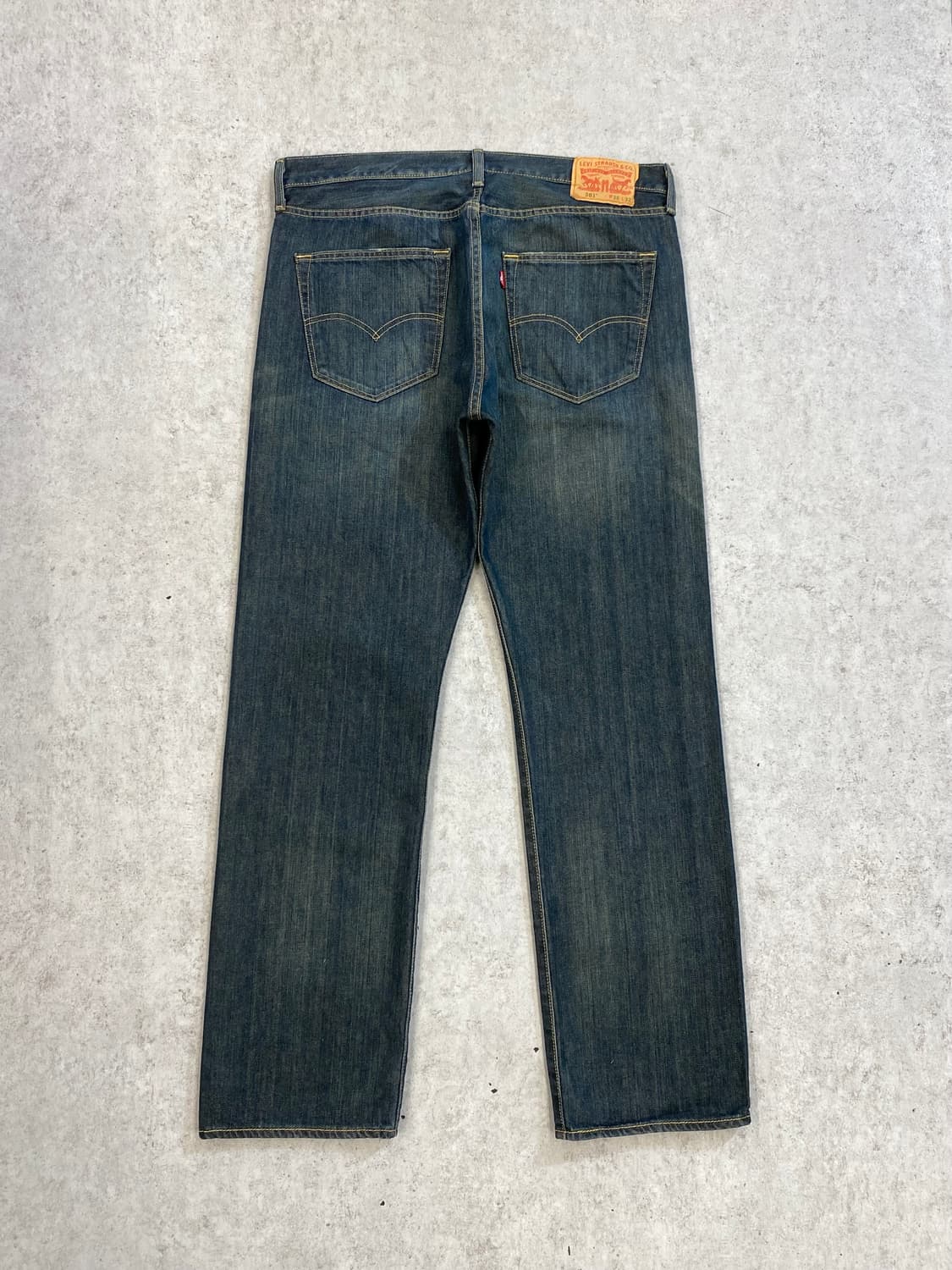 [36] Levi's 501 리바이스 레귤러 핏 데님팬츠 상품이미지1