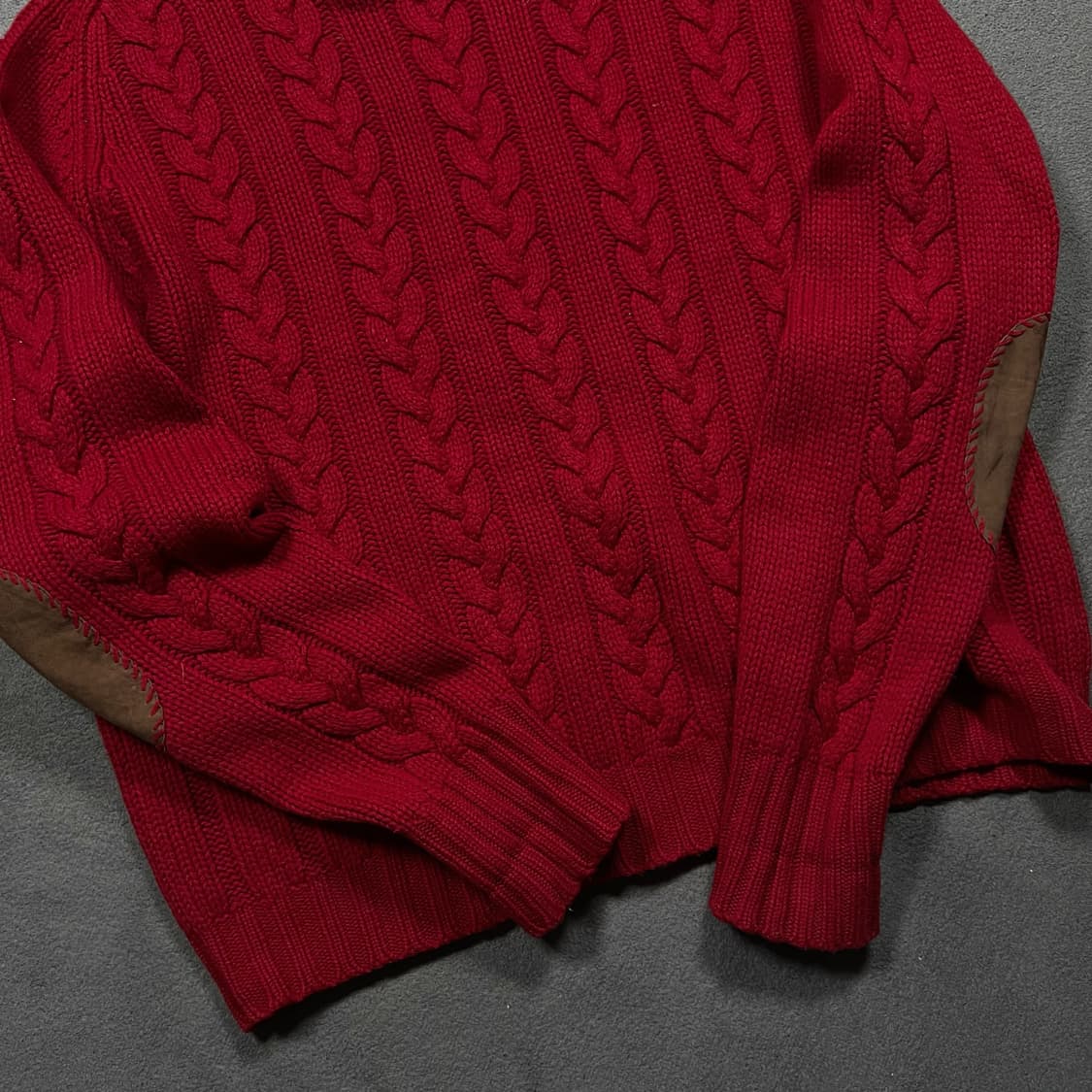 폴로 엘보우 레더패치 꽈배기 니트  상품이미지3