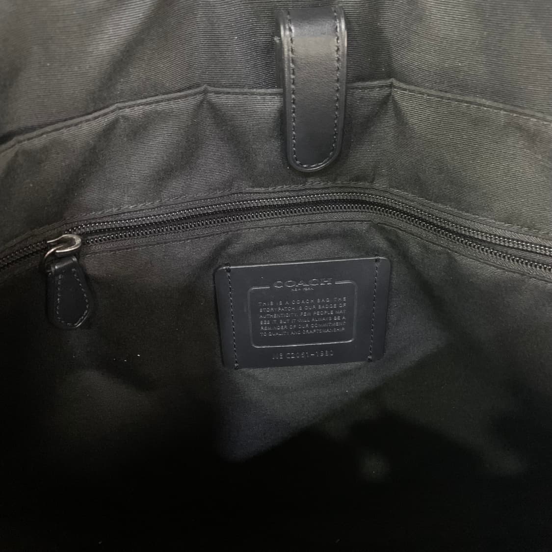 코치 가죽 크로스백 상품이미지4