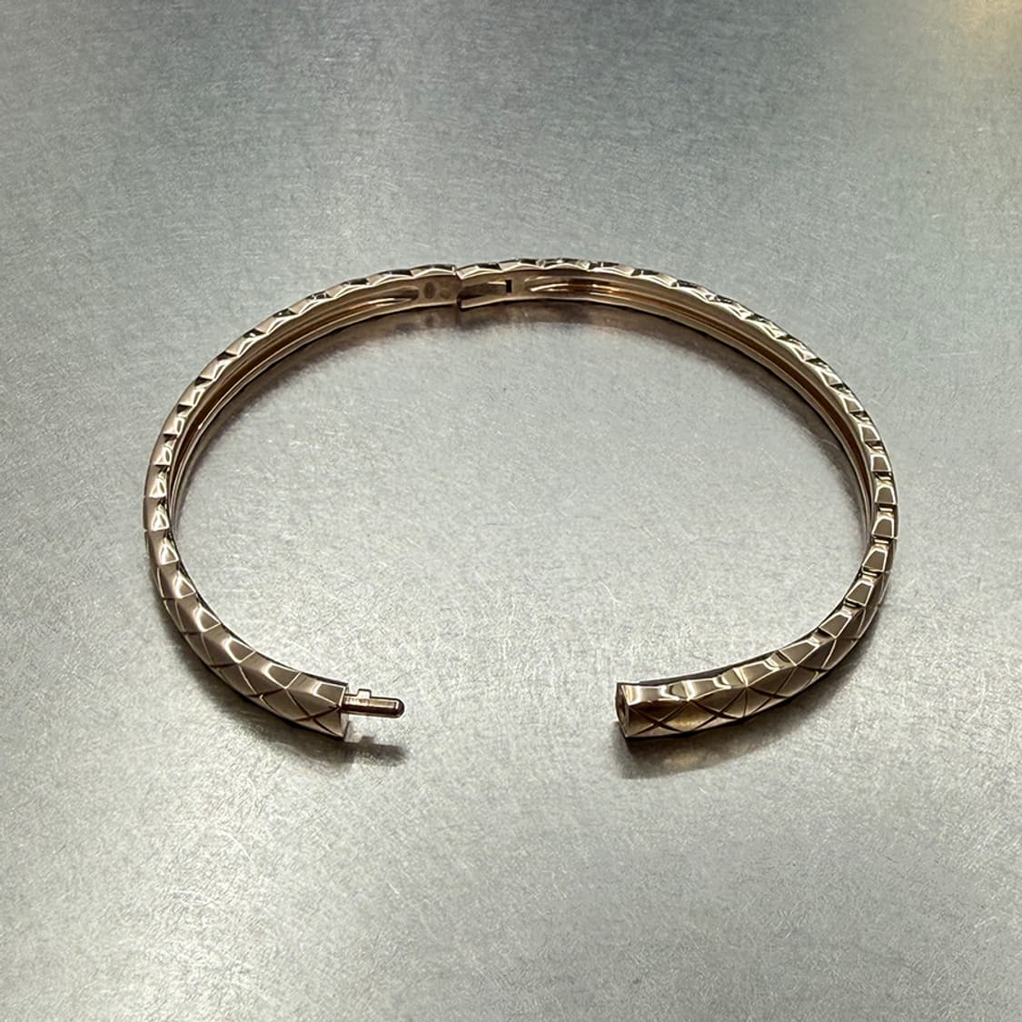 샤넬 코코크러쉬 브레이슬릿 퀼팅 팔찌 베이지 골드 J12324 상품이미지6