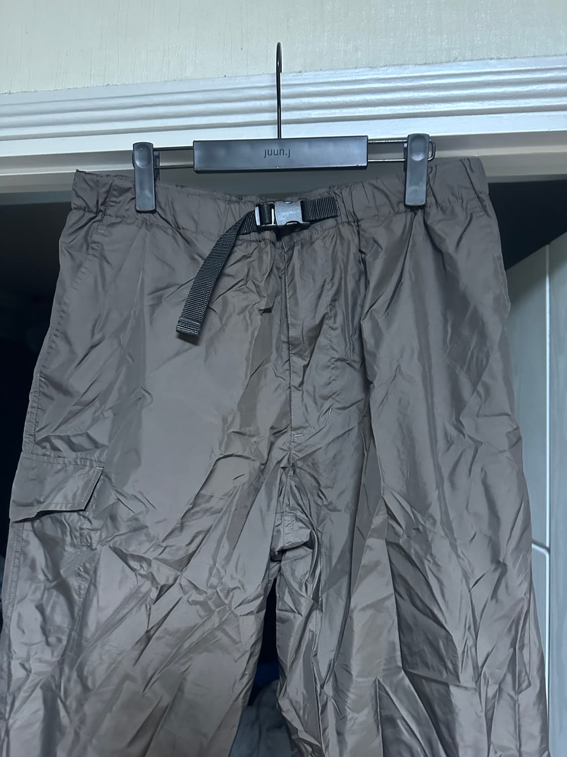 [L] 구형 유니클로 벨티드 나일론 팬츠 상품이미지2