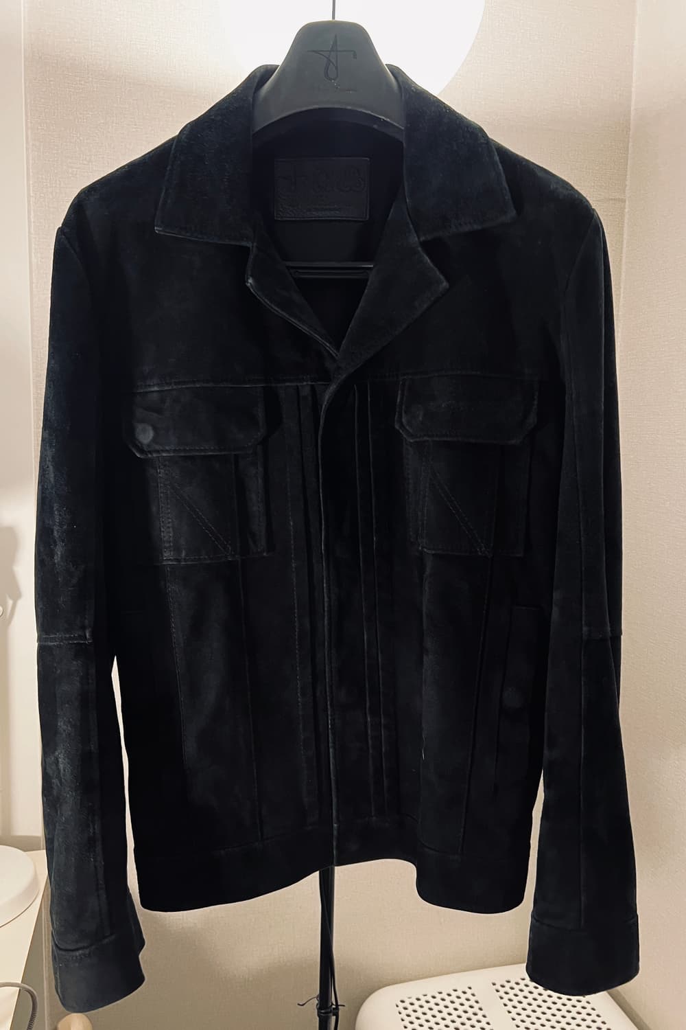 느와르라르메스 스웨이드 트러커 46 팝니다. 상품이미지3