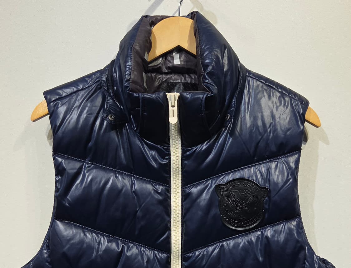 TBJ 티비제이 글로시 네이비 패딩 조끼 상품이미지3