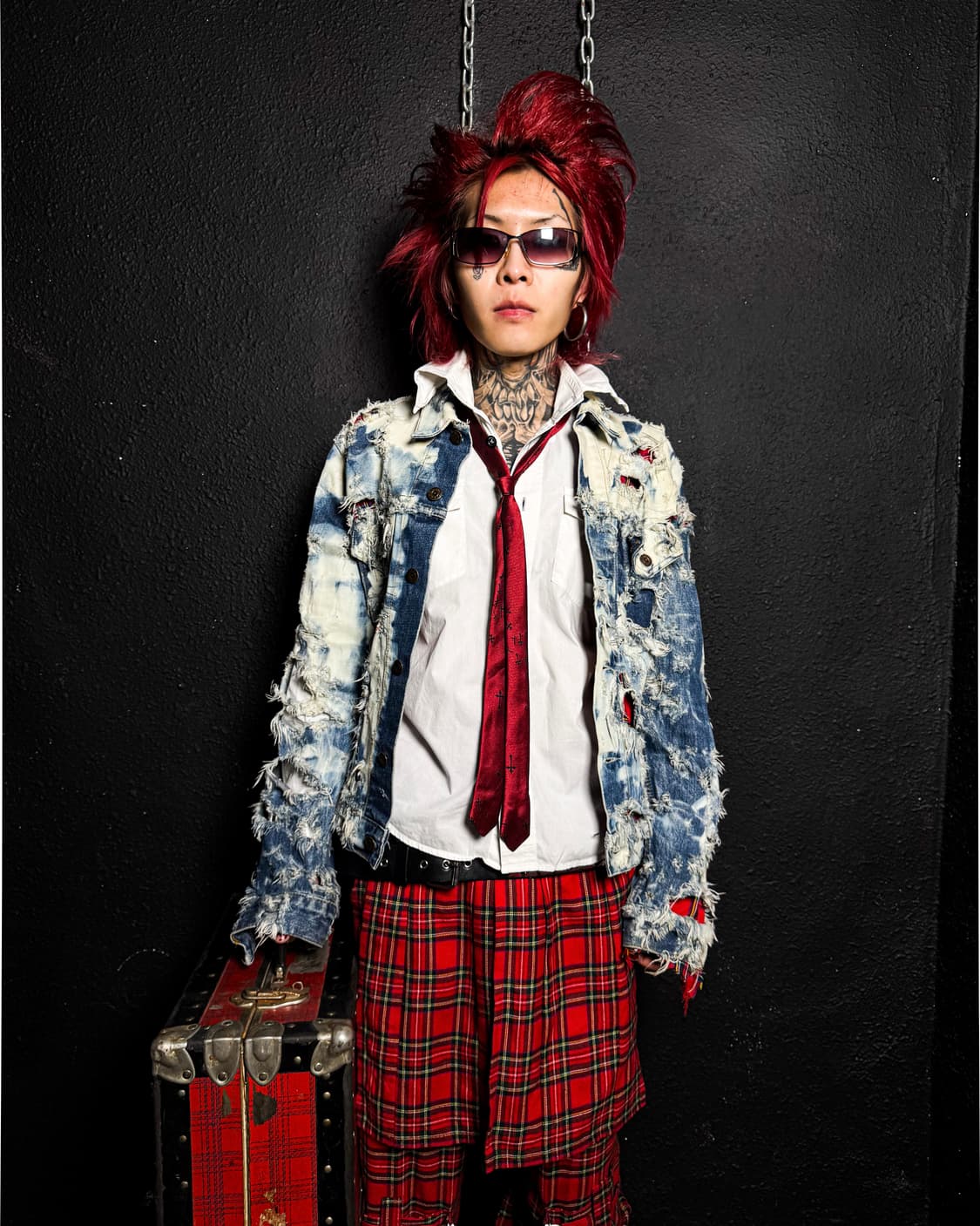 VINTI ANDREWS – Distressed Patchwork Den 상품이미지2