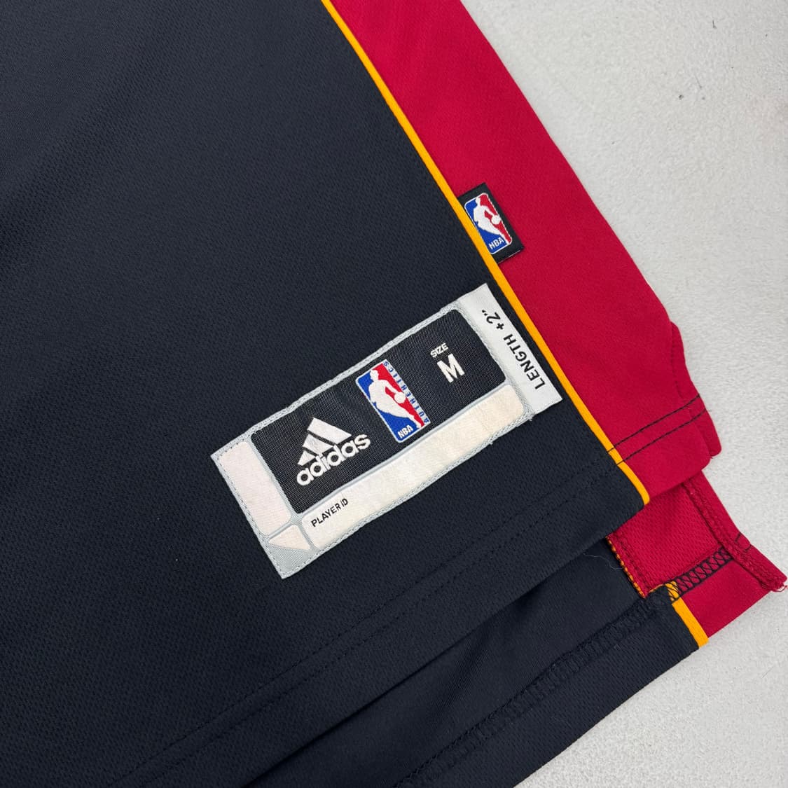 아디다스 X NBA 르브론 제임스 마이애미 히트 유니폼 져지 상품이미지5