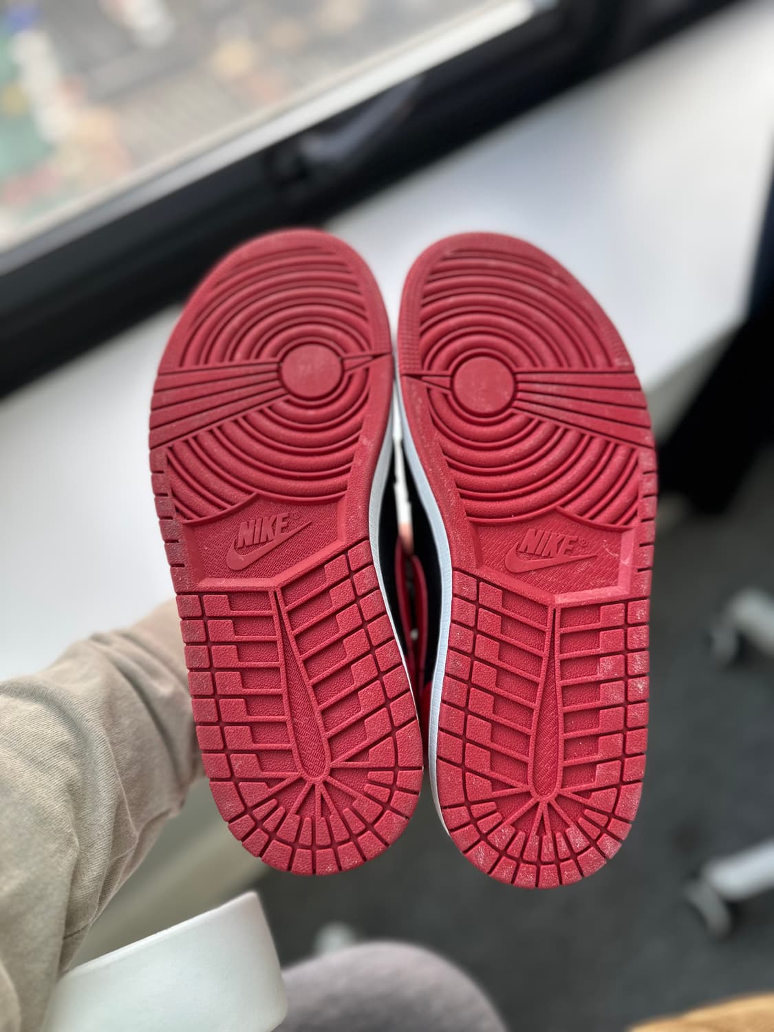 나이키 에어 조던 1 새상품 브레드 US8(260) 상품이미지4