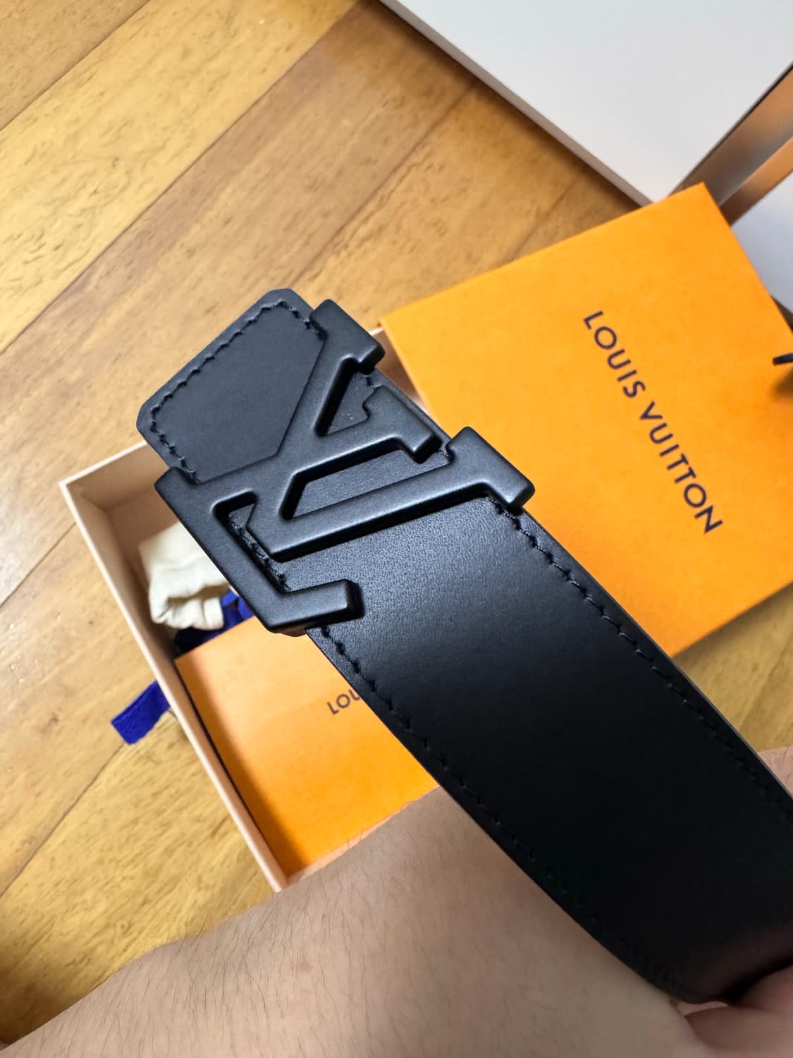 루이비통 에어로그램 리버서블 벨트 35mm 상품이미지1