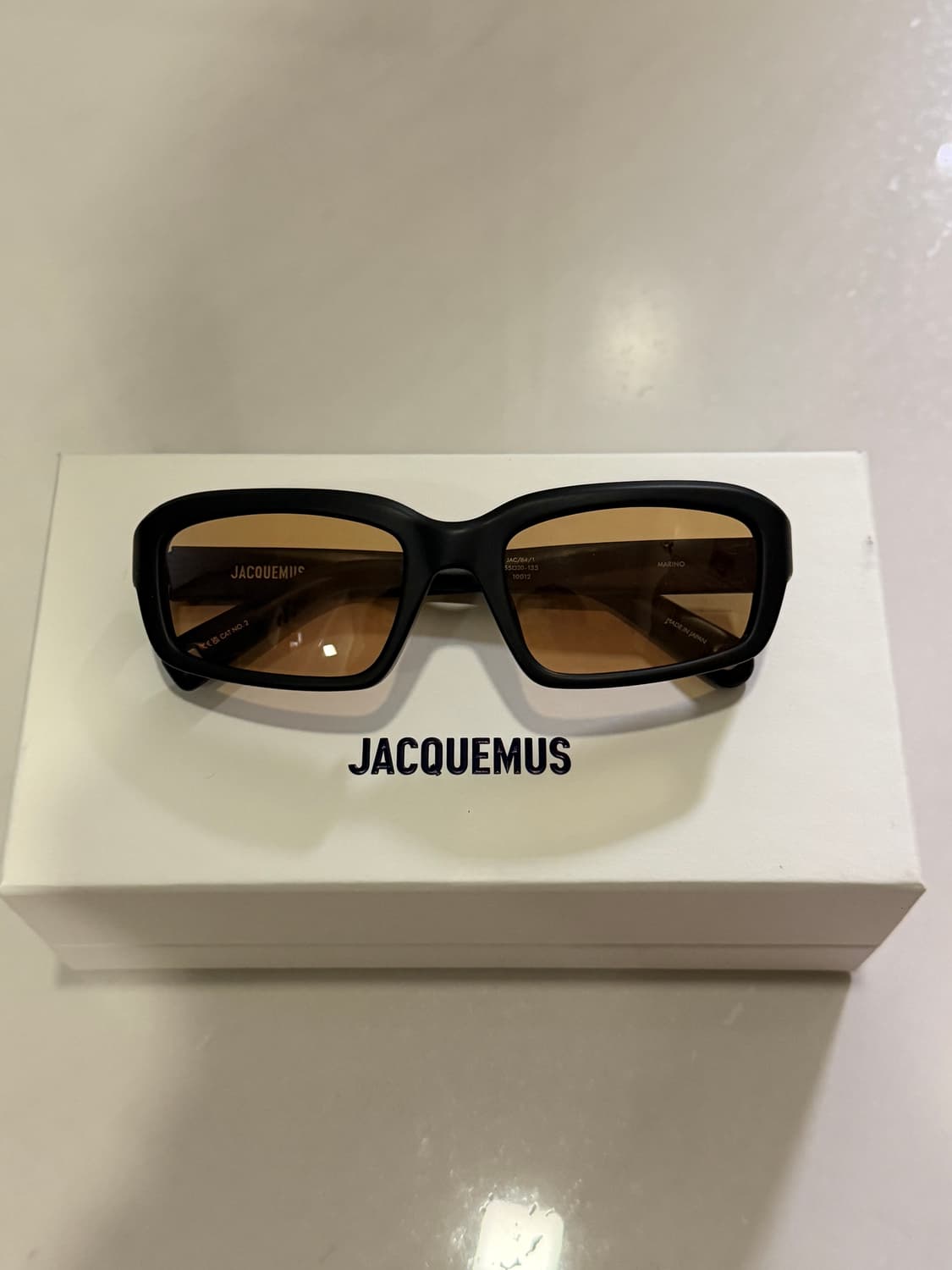 자크뮈스 블랙 라 크루아제르 더 마리노 선글라스 상품이미지2