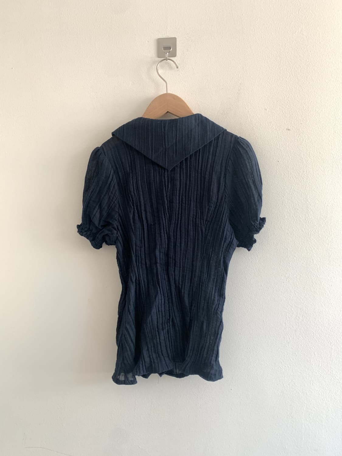 Collar shirts pleats blouse(navy) 상품이미지6