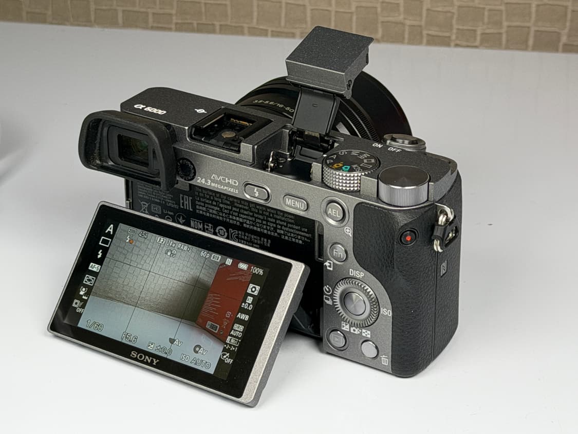 소니 A6000 그레이 미러리스 카메라 상품이미지6