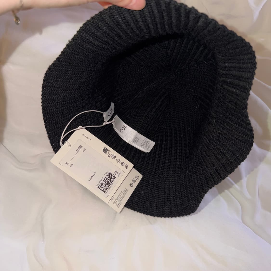 코스 니트 버킷햇 새상품 xs-s 상품이미지3