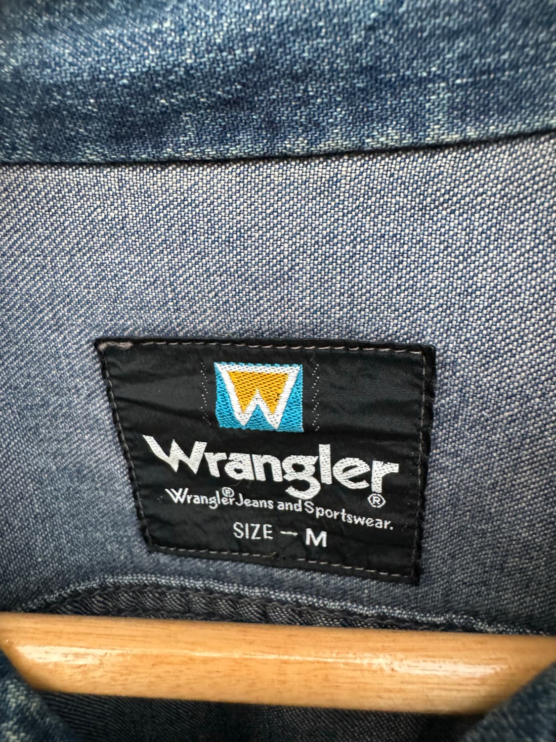 랭글러 wrangler 리바이스 3세대 쉐입 버튼식 데님 자켓 우먼 상품이미지5