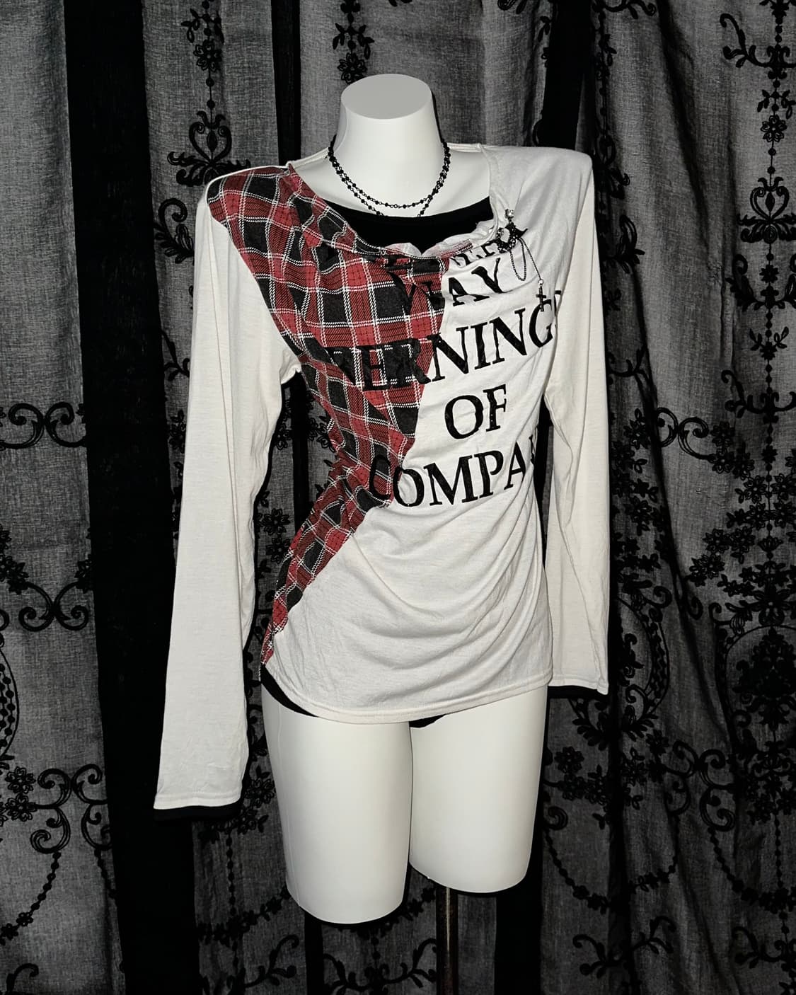 Rock Chic Loose-fit Long-sleeve 상품이미지1