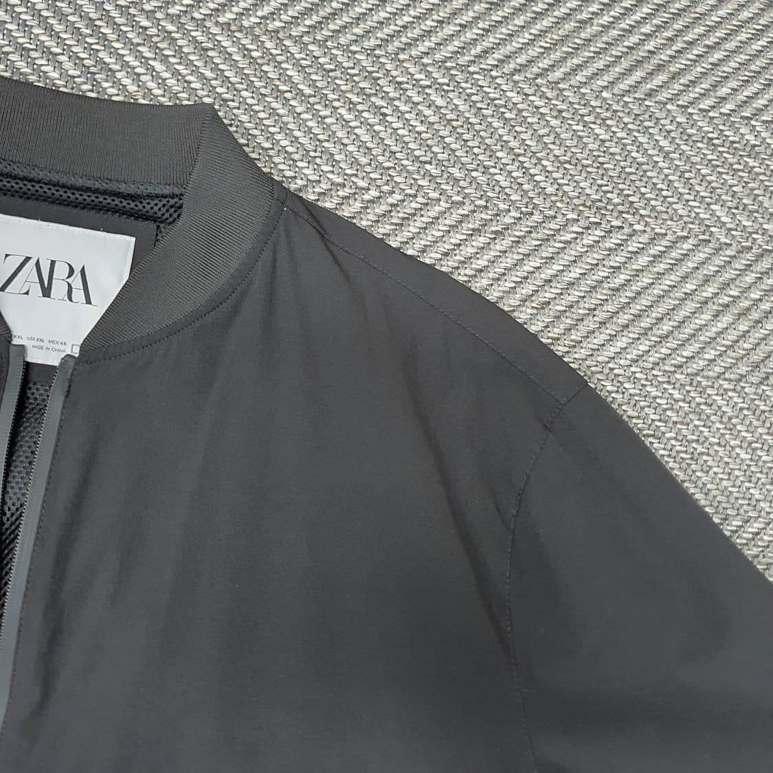 자라 나일론 바람막이 자켓 남자110 상품이미지3