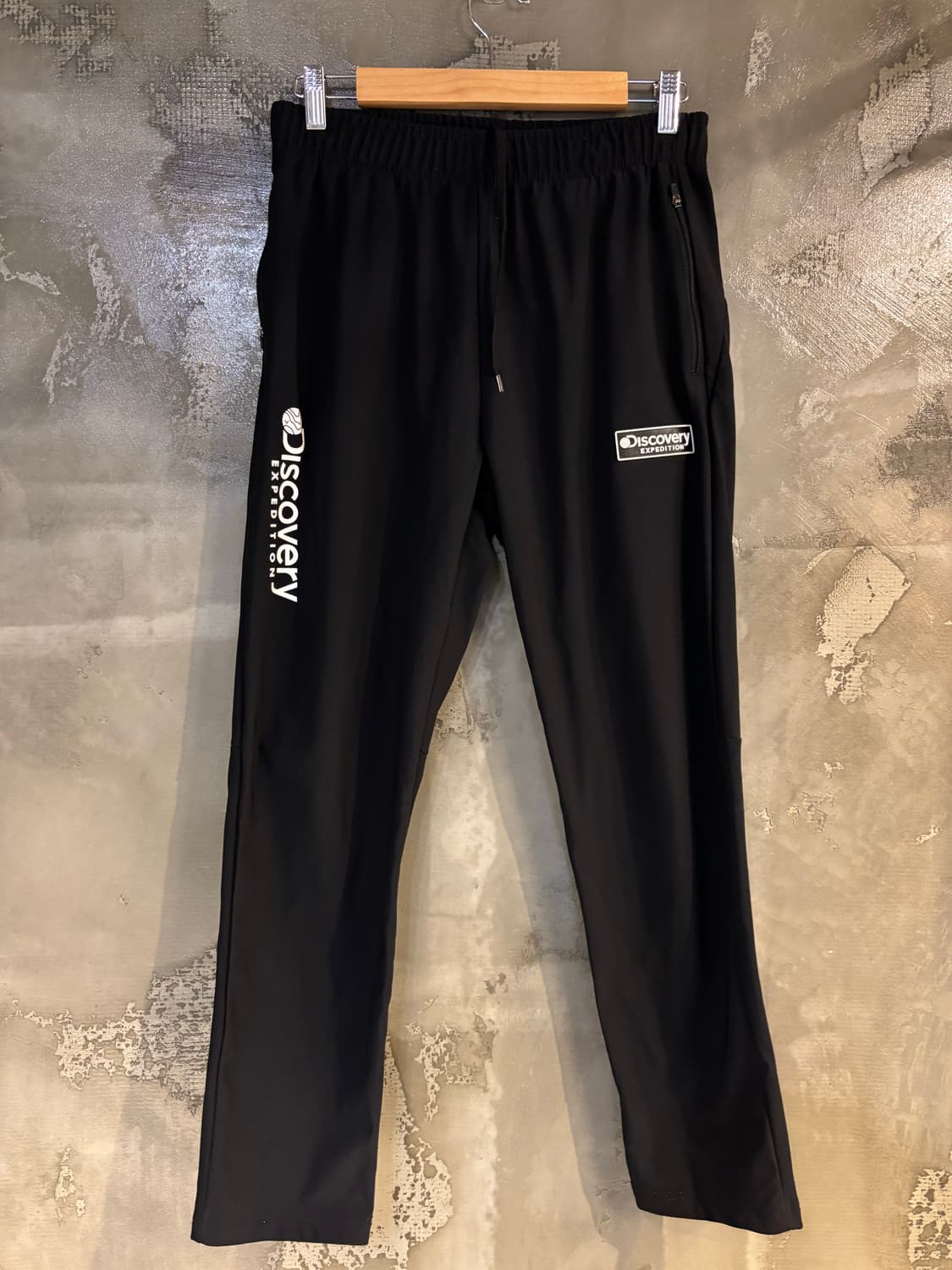 디스커버리 블랙 트레이닝팬츠 L 상품이미지1