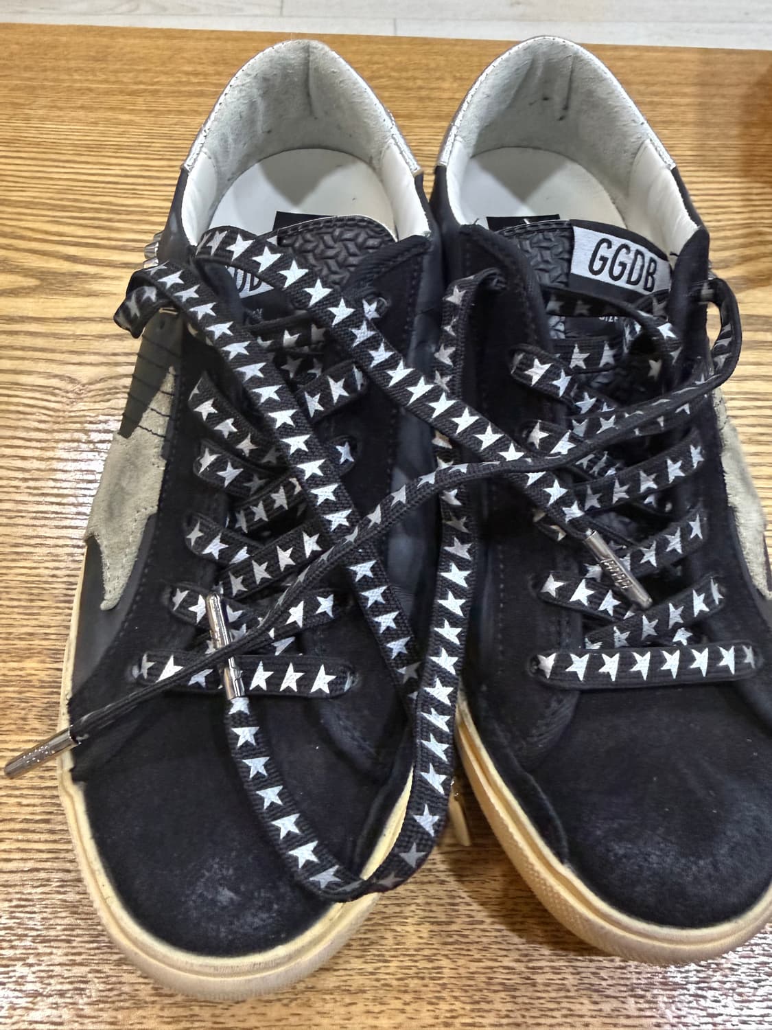 골든구스 슈퍼스타 블랙 스터드 스니커즈 240(36) 상품이미지2