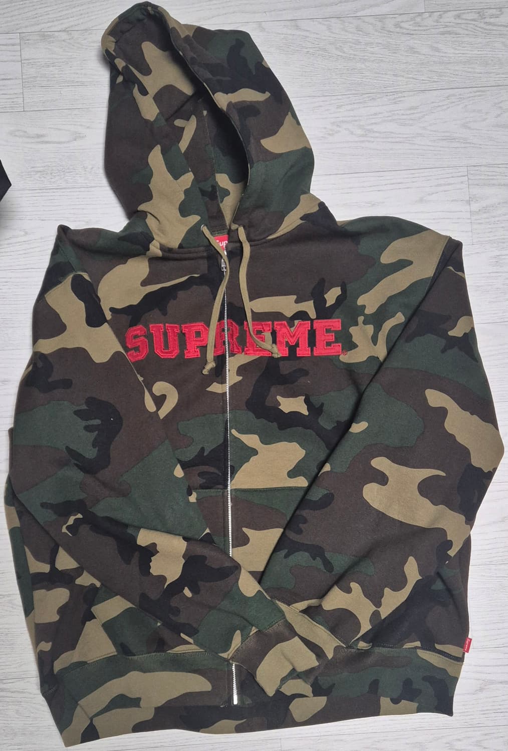 슈프림 컬리지에이트 아플리케 집업 카모 후드 XL 판매 상품이미지2