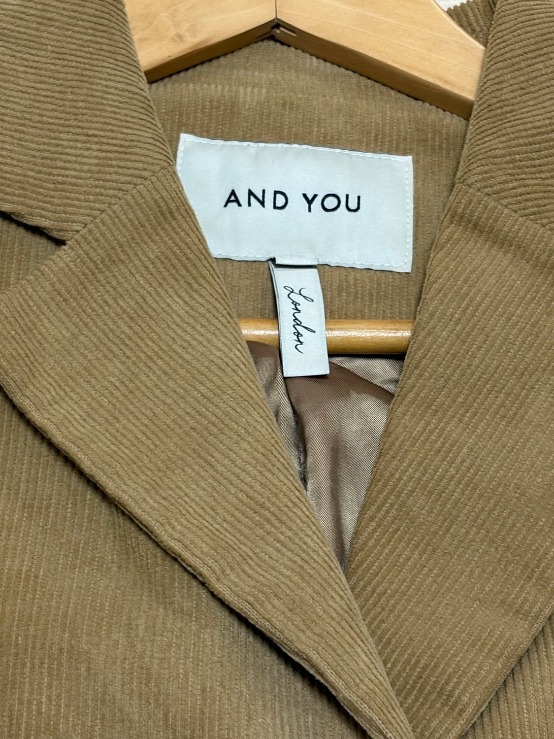 앤유 코듀로이 자켓 스커트 투피스 상품이미지2