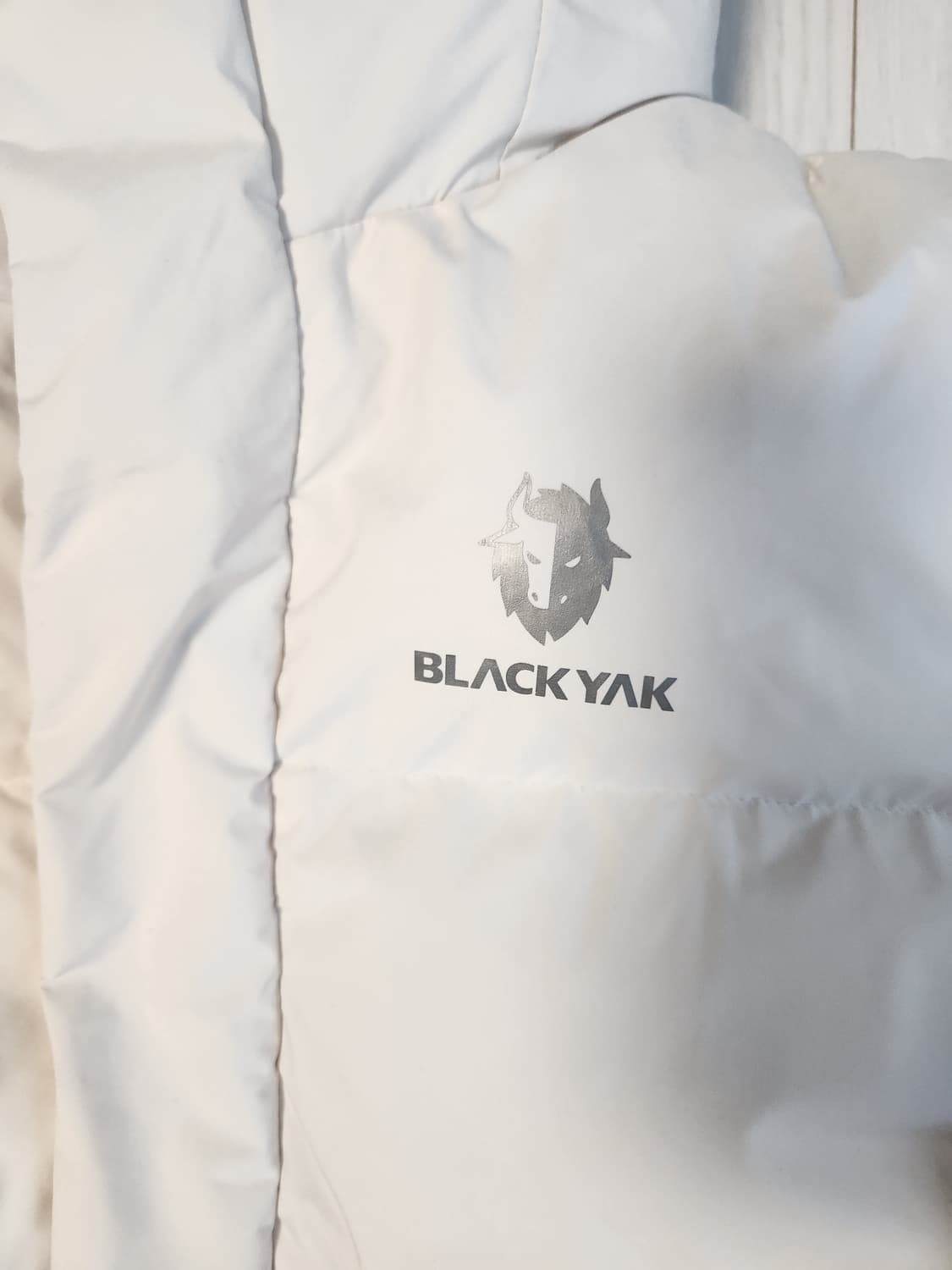 블랙야크 롱패딩 사이즈100(L)

세탁소나 집에서 손세탁하고 햇볕에 말 상품이미지3