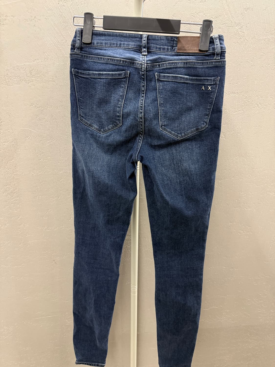 아르마니 익스체인지 여성 슬림핏 청바지 26 상품이미지3