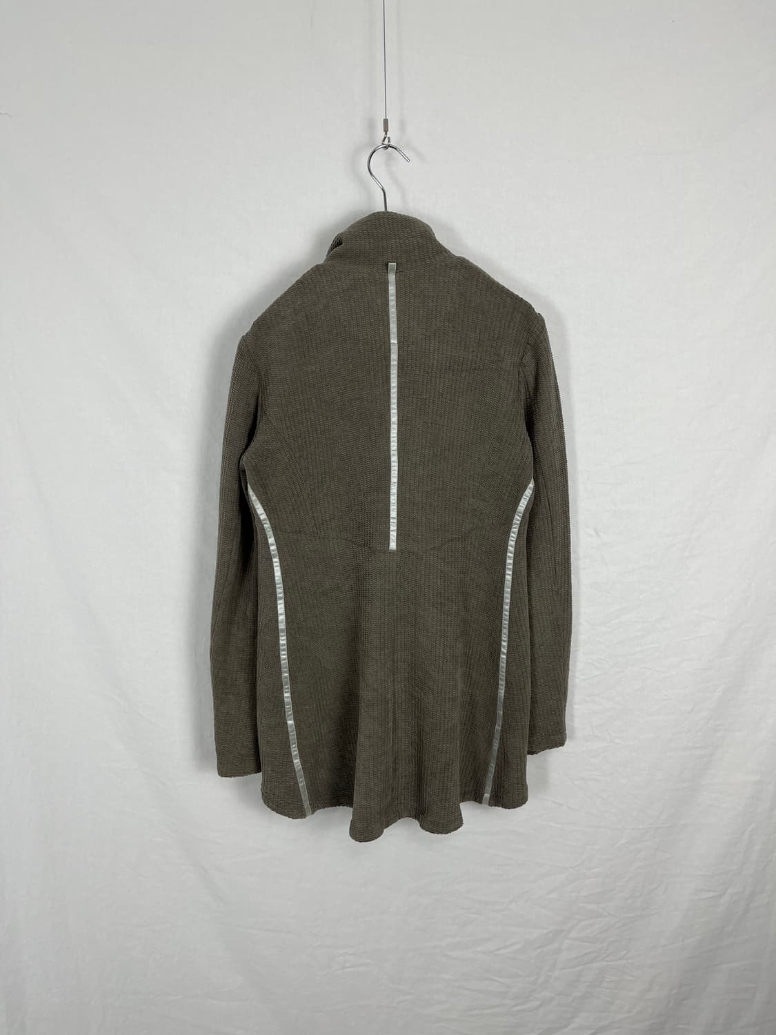 Bajra 비대칭 와이어 카라 와플 코튼 자켓 상품이미지7