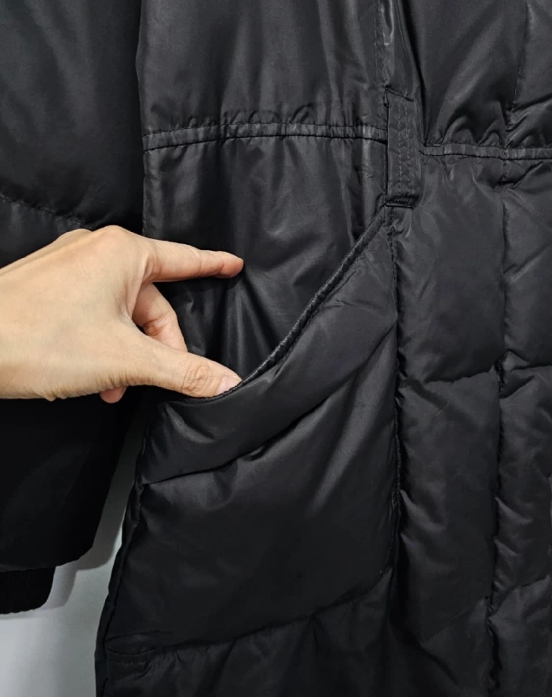 띠어리 블랙 퀼팅 롱패딩 M ~66 상품이미지7