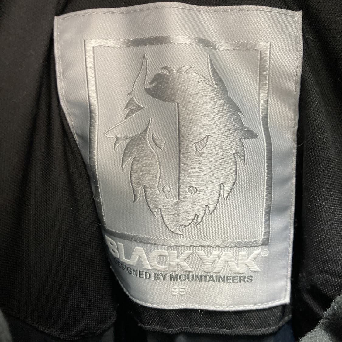 블랙야크 여성 롯지 스톰 다운패딩자켓 95 상품이미지4