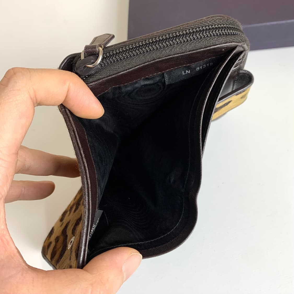 프라다 레오파드 송치 지갑 상품이미지7