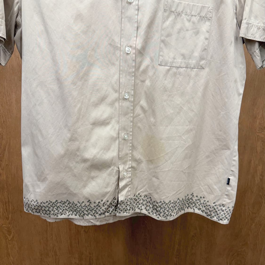 휴고 보스 반팔 셔츠 도트 패턴 프린팅 로고 탭 디테일 베이지 상품이미지5