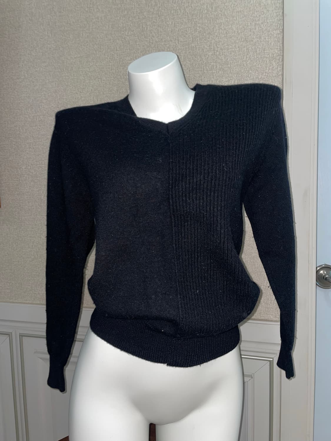 Y’s 요지 반반 패턴 브이넥 니트 상품이미지2