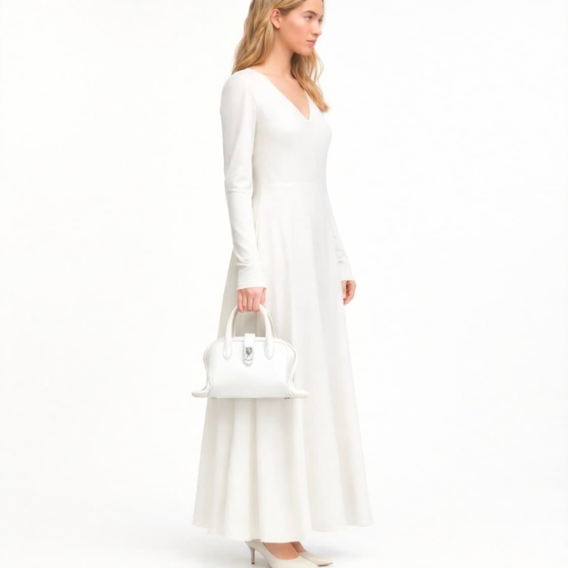 분크(Vunque) 미니 화이트 토트백 상품이미지1