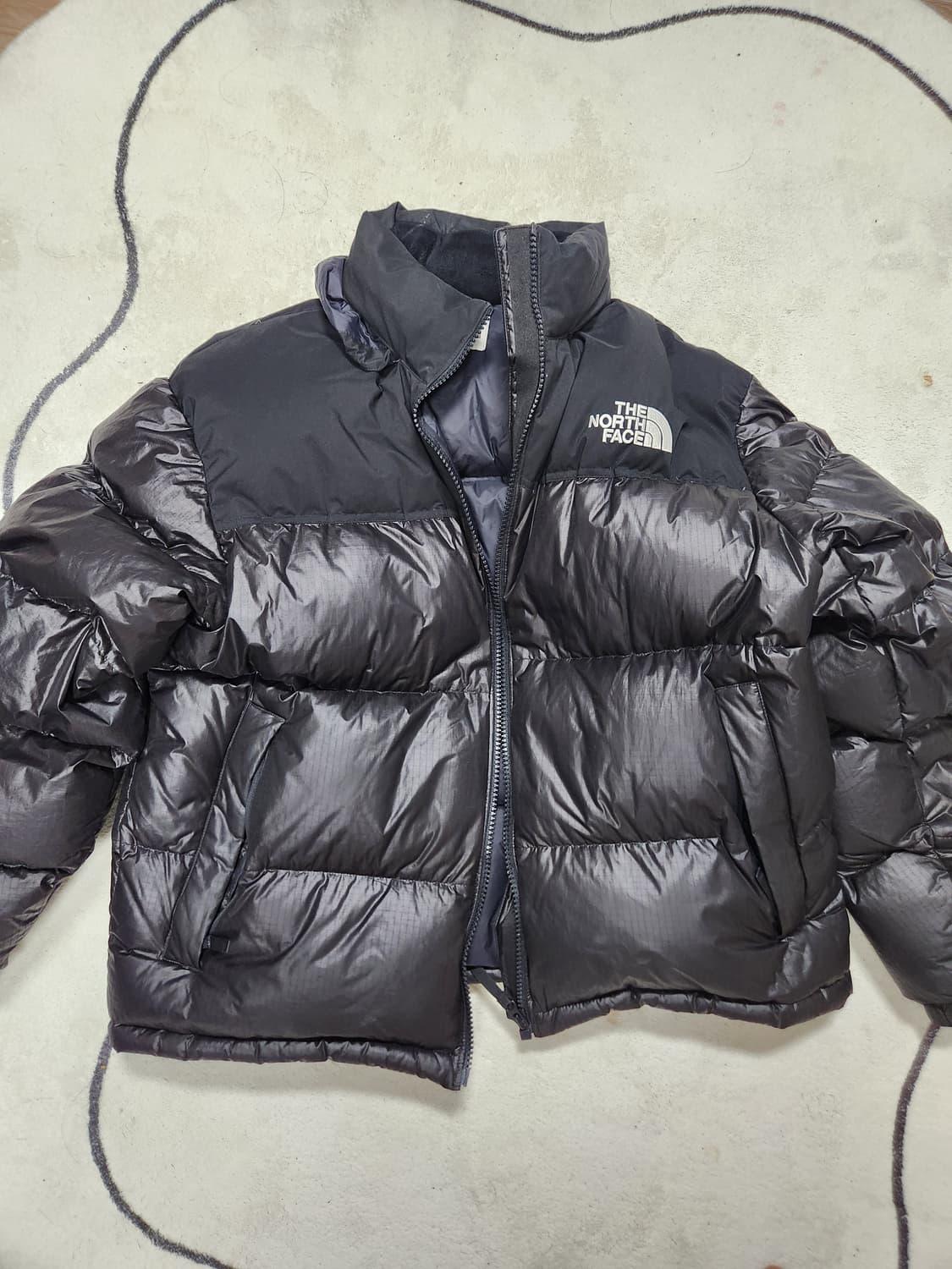 눕시 패딩 판매합니다 상품이미지1