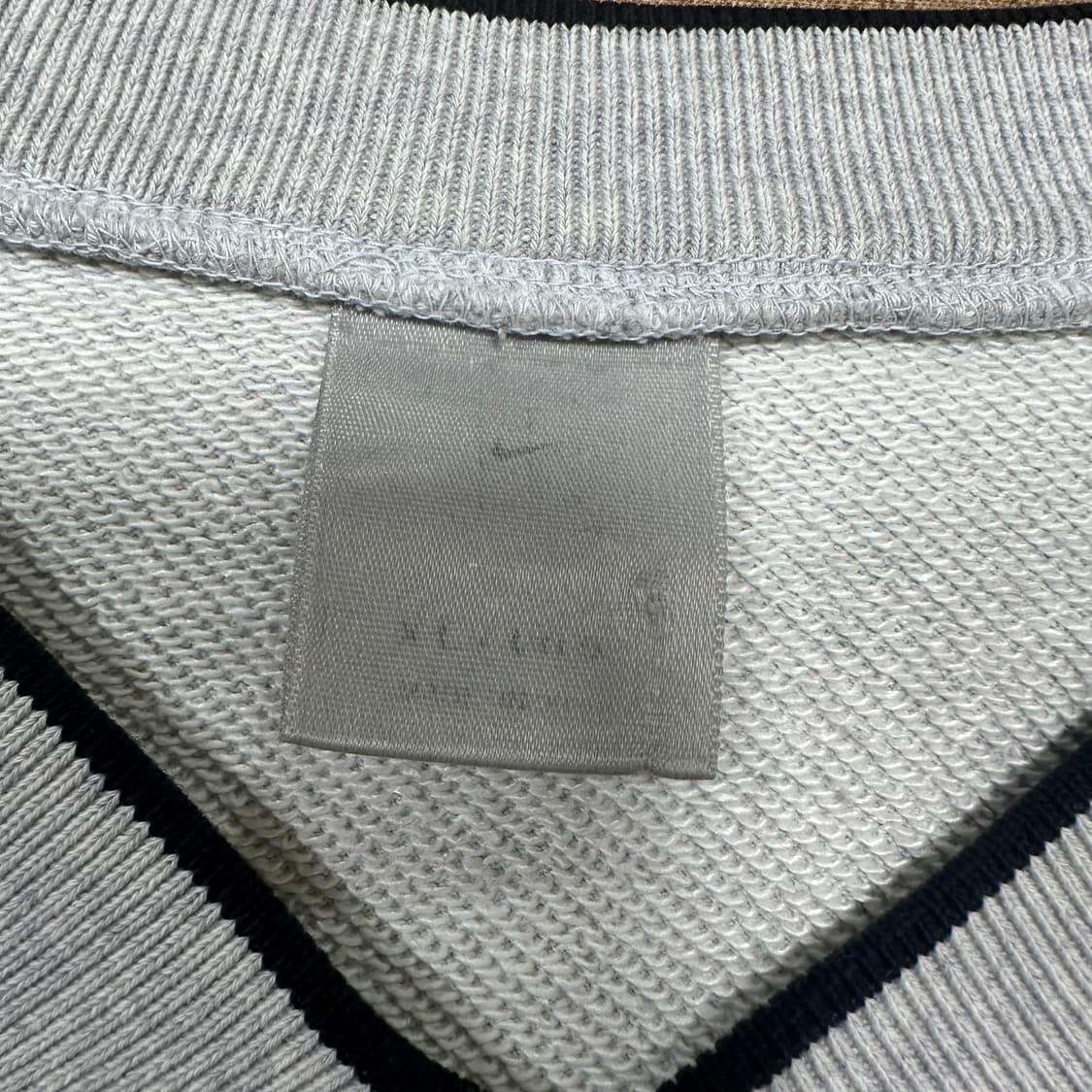 ✨ (바배) 나이키 00s 테니스로고 그레이 맨투맨  상품이미지3