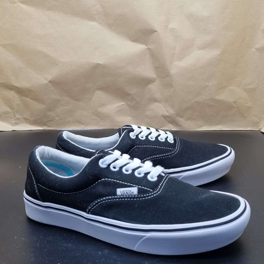 반스 컴피쿠시 블랙 스니커즈 250 상품이미지1