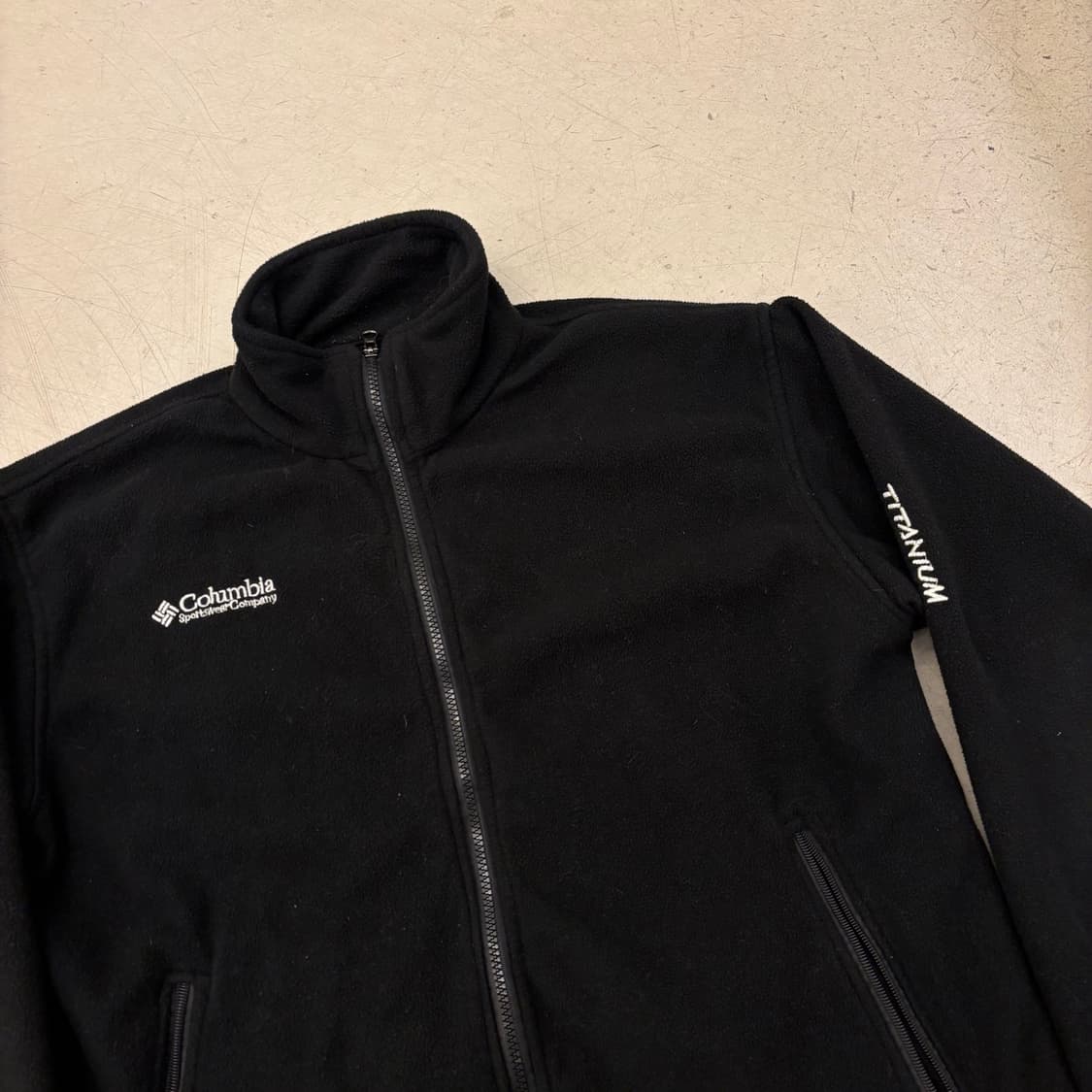 컬럼비아 티타늄 플리스 블랙 자켓 상품이미지2