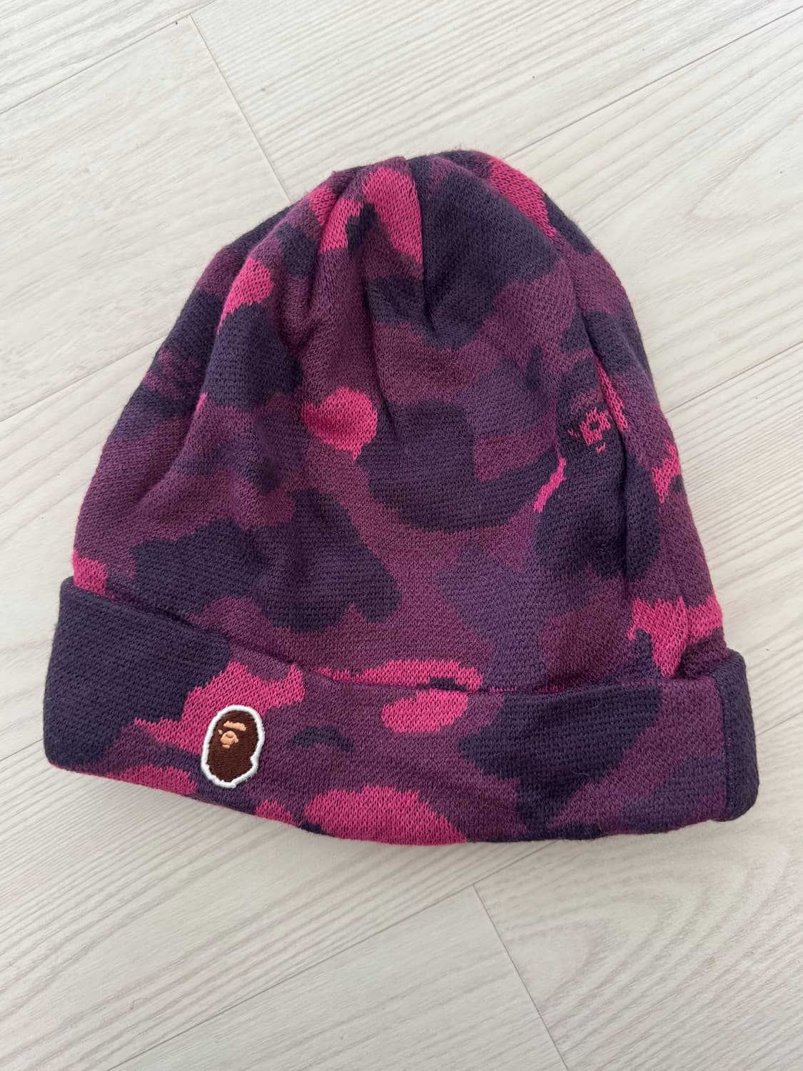 BAPE 핑크마젠타 CAMO 비니 상품이미지1