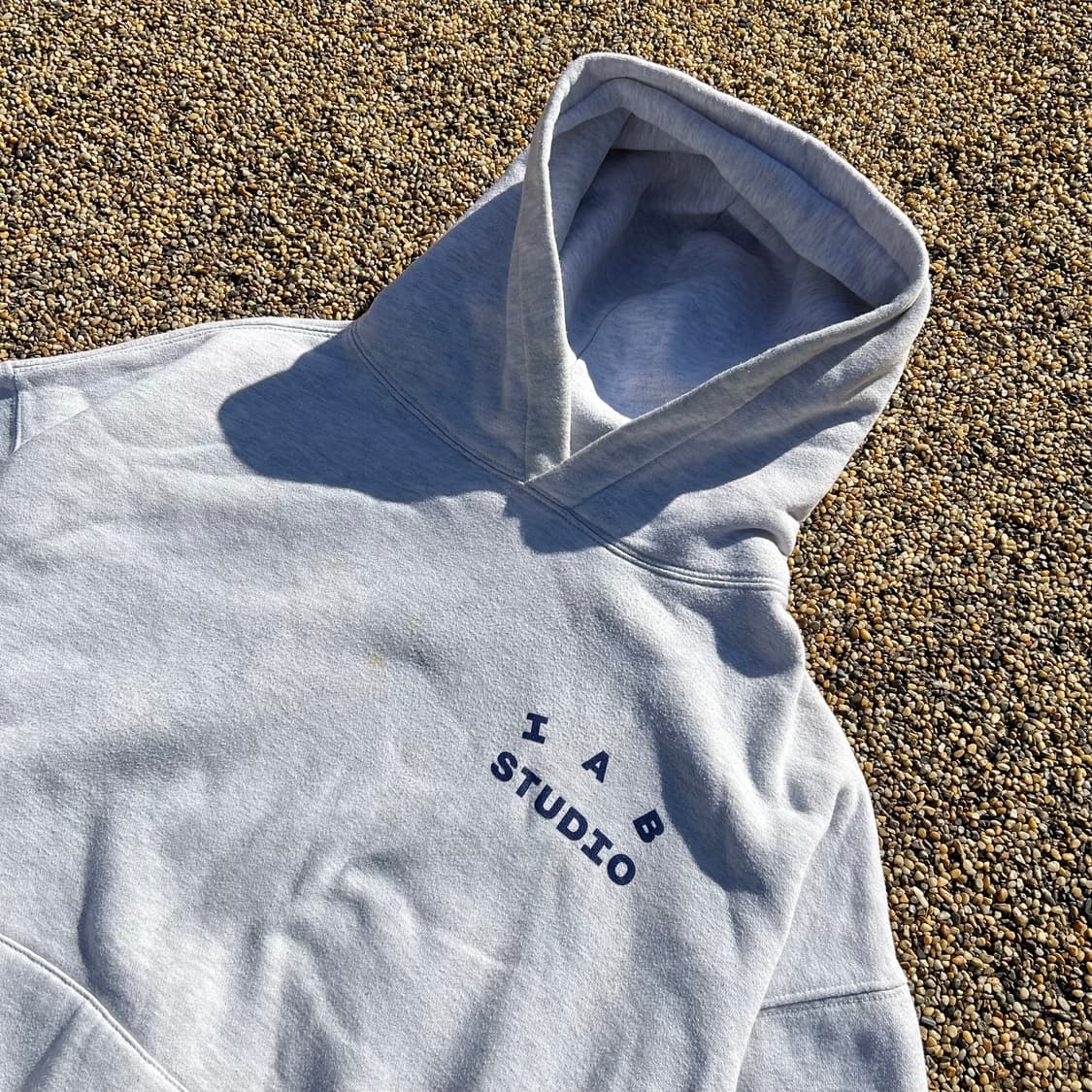 아이앱 스튜디어(I.A.B Studio) 그레이 후드티 상품이미지2