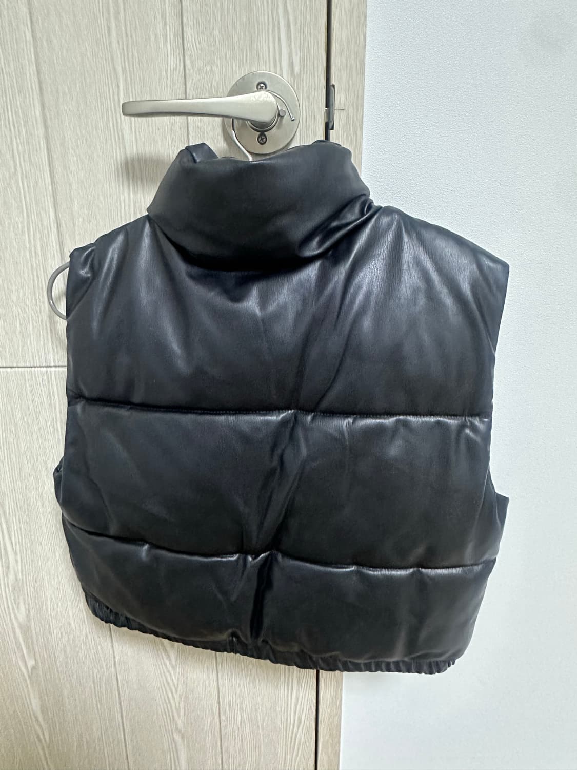 자라 레더 패딩베스트 상품이미지3