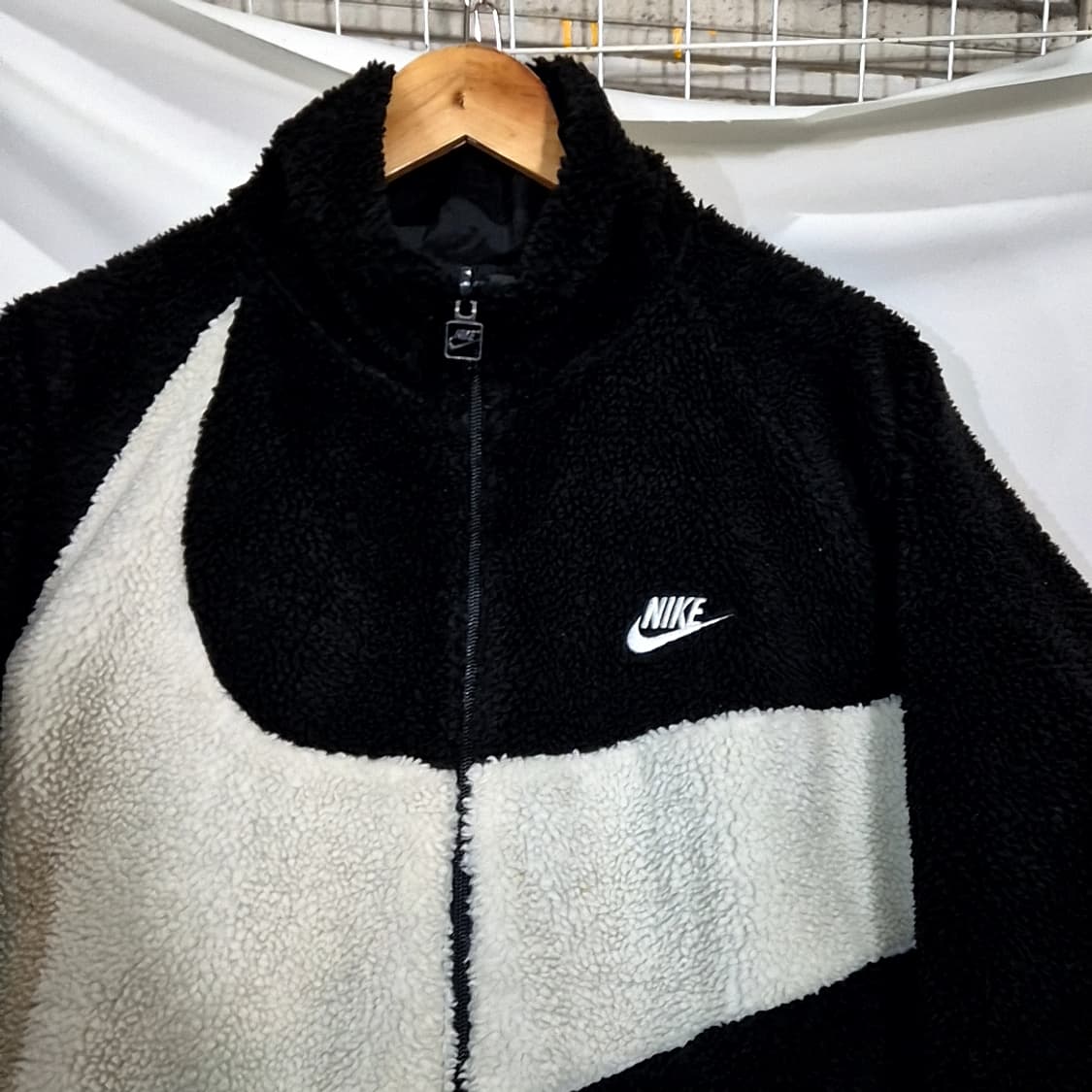 Nike 나이키 빅 스우시 리버시블 자켓 상품이미지4