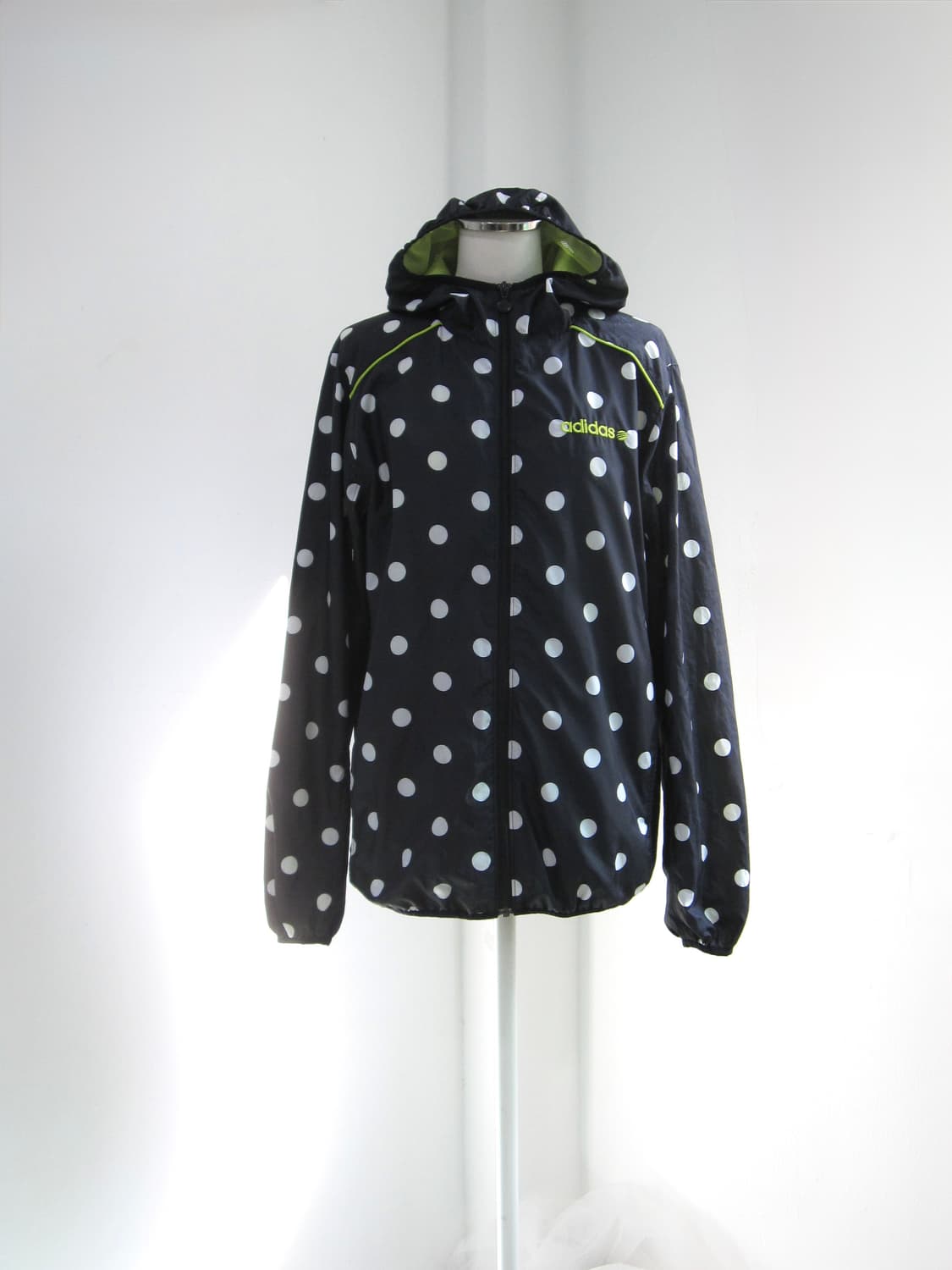 아디다스 도트 바람막이 adidas dot windbreaker 상품이미지1