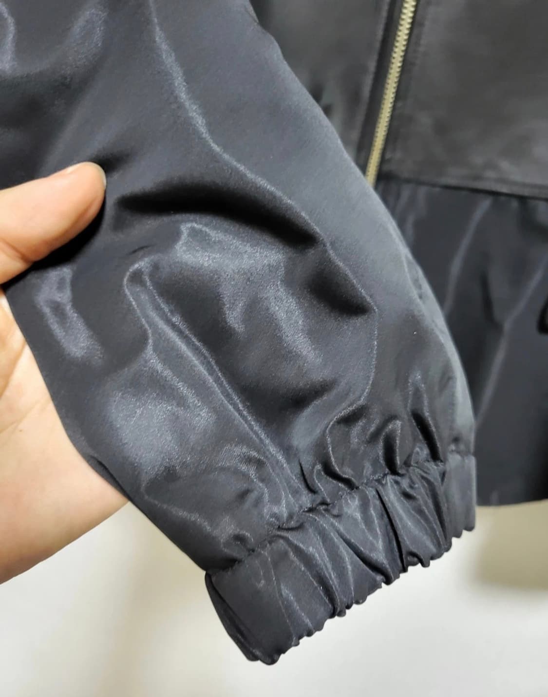 (새제품)천연가죽+프라다 후드 집업 자켓55-88 상품이미지5