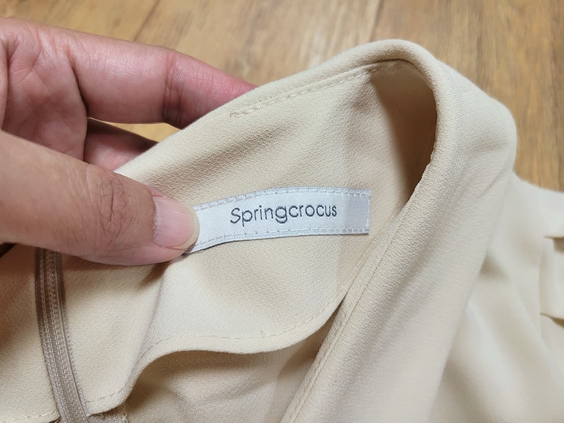 스프링크로커스(springcrocus) 카라 원피스 55-66 새상품 상품이미지7