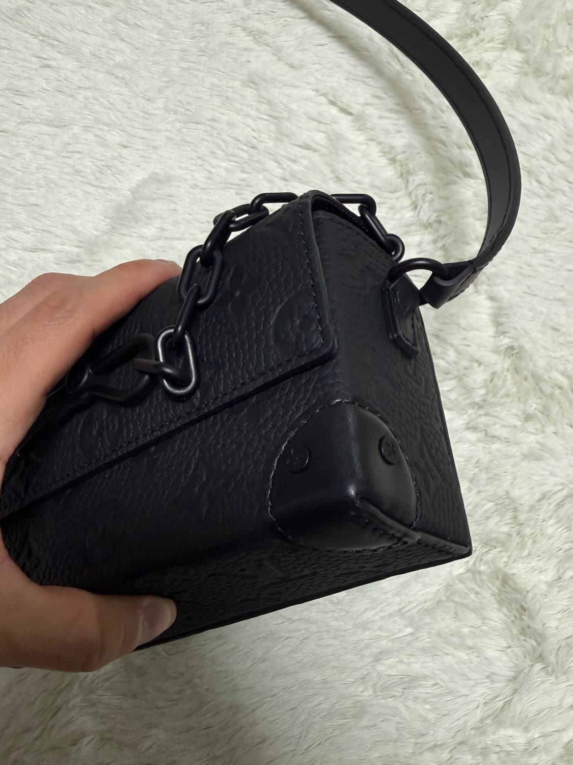 루이비통 스티머 웨어러블 월릿 상품이미지3