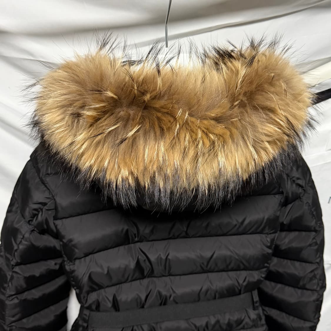 [S급/0] 몽클레어 클로에 여성패딩 블랙 라쿤퍼 풀구성 끌로에 상품이미지4